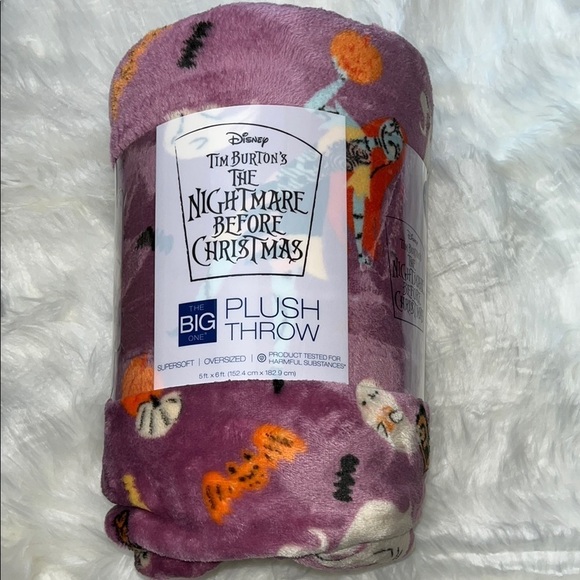 🆕 Disney Halloween Throw Blanket Nightmare Before Christmas Plush Throw 5ftx6ft - Picture 2 of 2